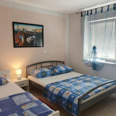 Apartmani Toni 드라말리 외부 사진