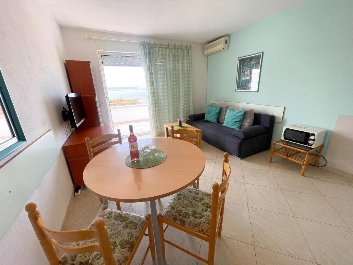 Apartmani Toni 드라말리 외부 사진