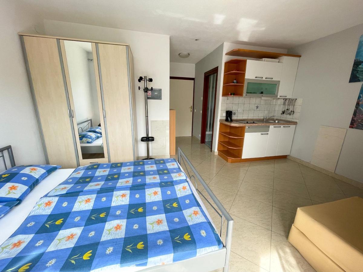 Apartmani Toni 드라말리 외부 사진
