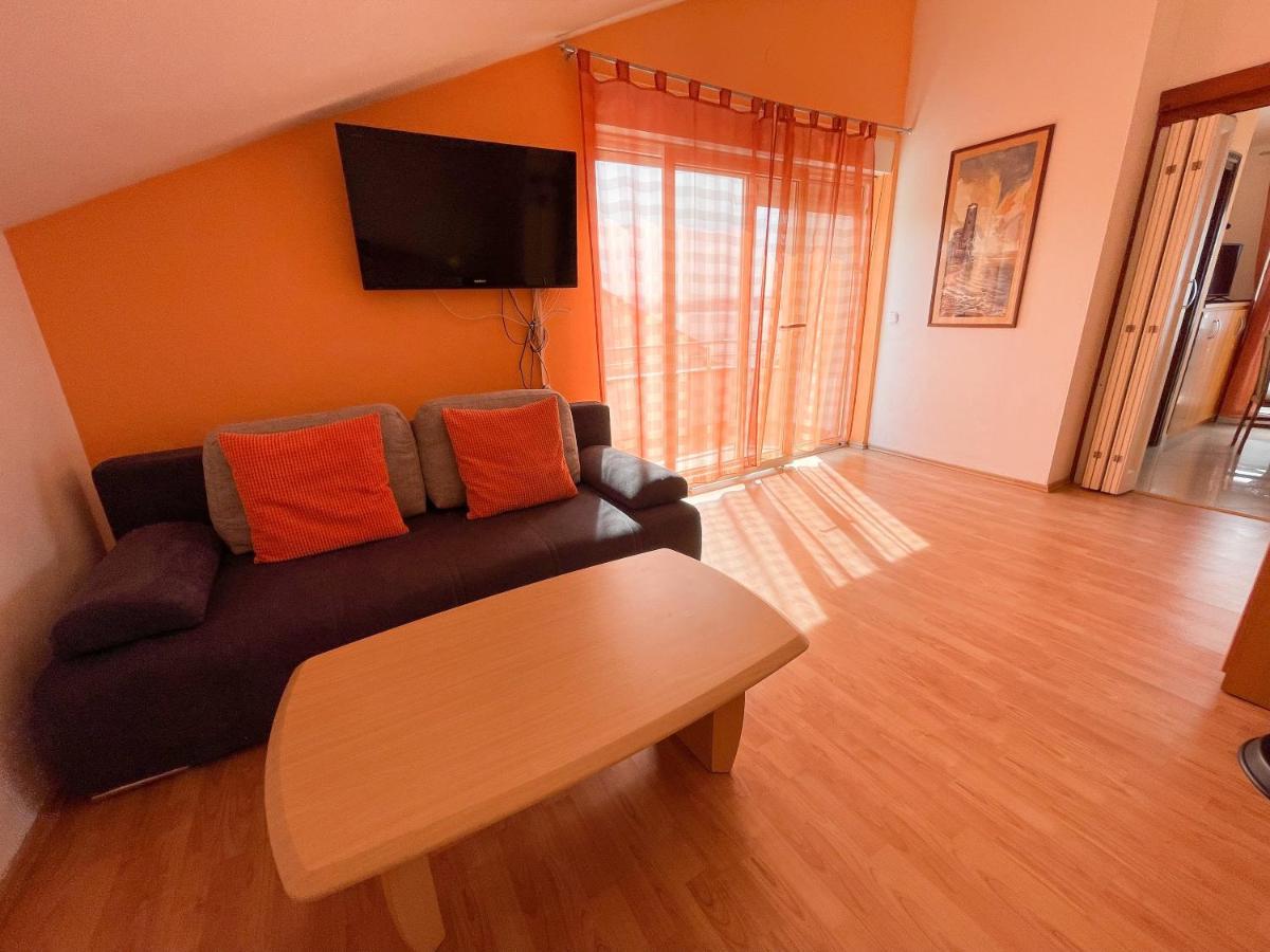 Apartmani Toni 드라말리 외부 사진