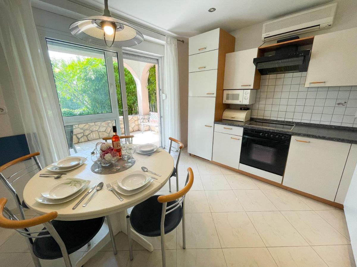 Apartmani Toni 드라말리 외부 사진