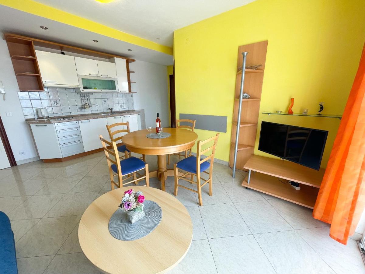 Apartmani Toni 드라말리 외부 사진