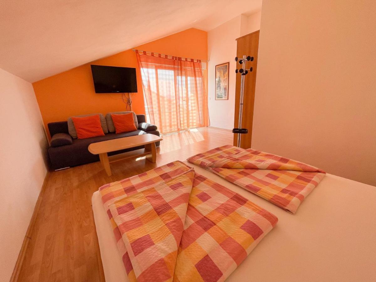 Apartmani Toni 드라말리 외부 사진