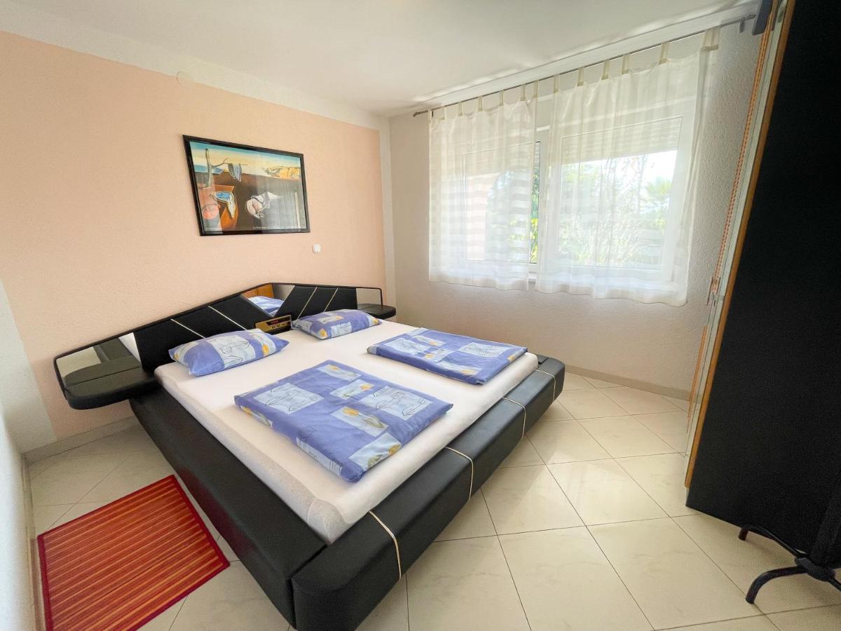 Apartmani Toni 드라말리 외부 사진