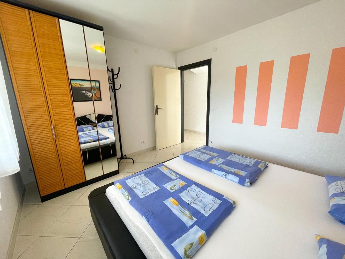 Apartmani Toni 드라말리 외부 사진